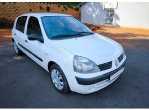 Clio photograph 3