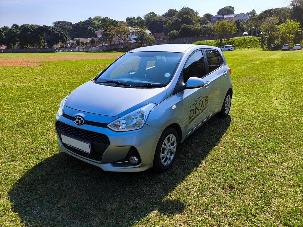 2019 Hyundai i10 Grand 1.0 Motion in silver