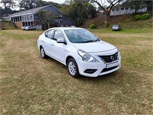 Almera photograph 3