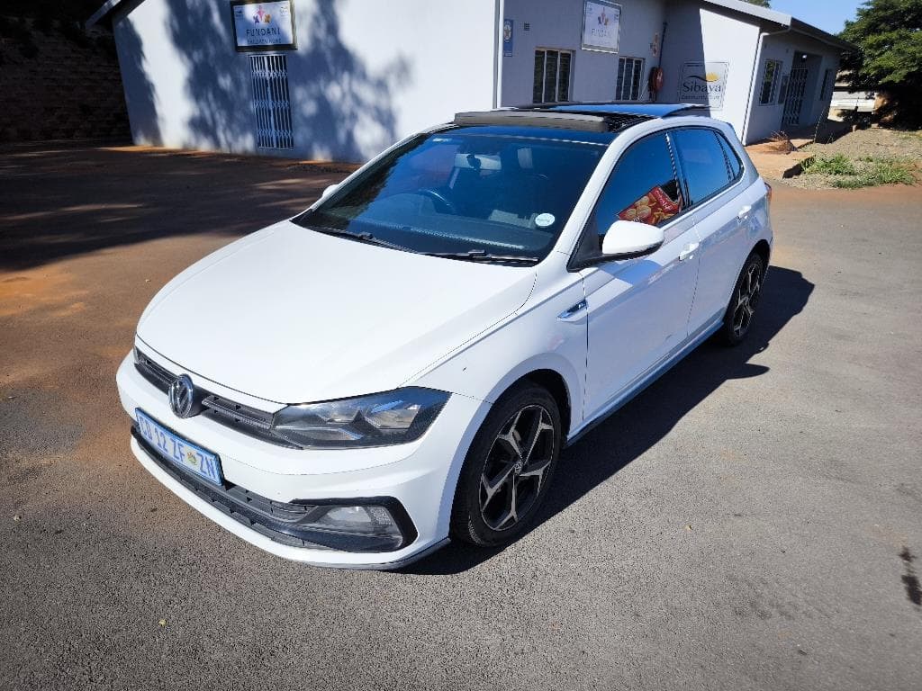 2020 Volkswagen Polo 1.0 TSI Comfortline, main photograph