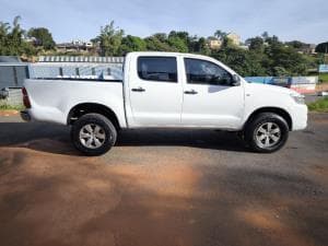 Hilux photograph 4