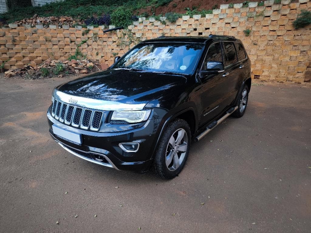 2015 Jeep Grand Cherokee 3.0L V6 CRD LTD in black