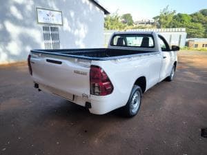 Hilux photograph 5
