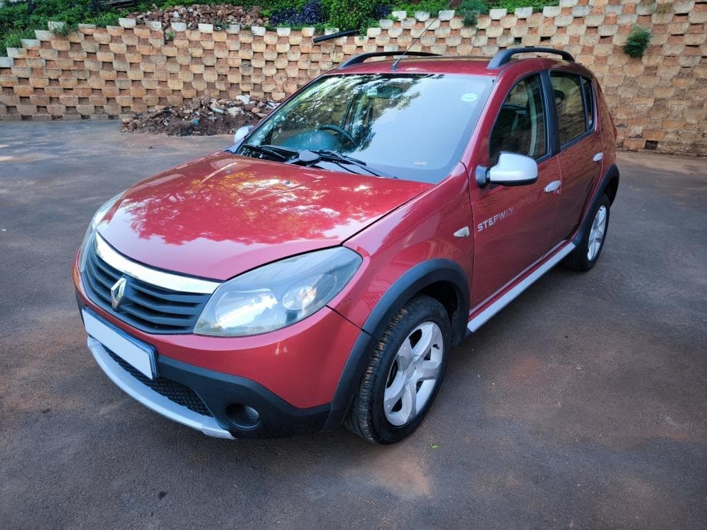 2012 Renault Sandero 1.6 Stepway, main photograph