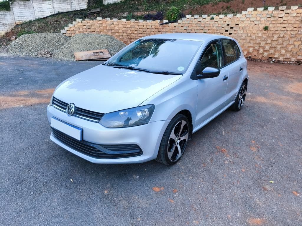 2015 Volkswagen Polo 1.2 TSI Trendline (66KW), main photograph