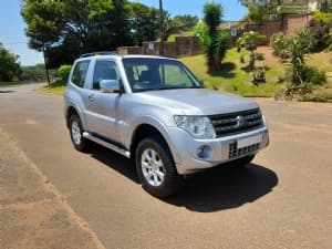Pajero photograph 3