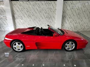 348 Spider photograph 3