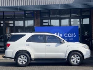 Fortuner photograph 4