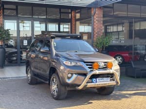Fortuner photograph 2