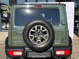 Jimny photograph 3