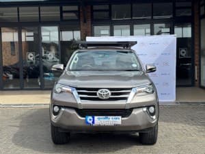 Fortuner photograph 2