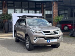 Fortuner photograph 3