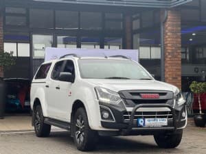 D-Max photograph 3
