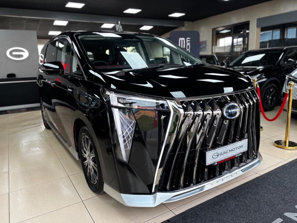 2026 GAC M8 Master PHEV (2.0T Plug-in Hybrid), main photograph
