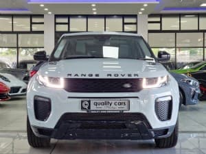 Range Rover Evoque photograph 3