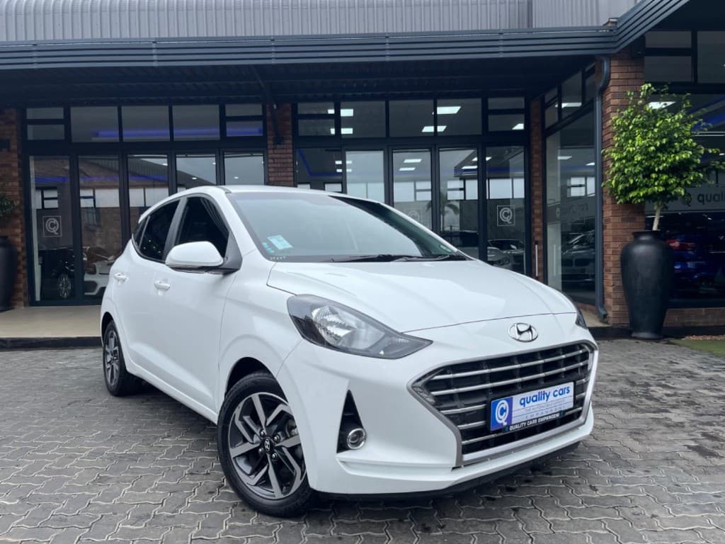 2022 Hyundai i10 Grand 1.2 Fluid Auto, main photograph