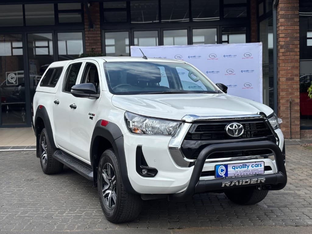 2023 Toyota Hilux 2.4 GD-6 Raider X 4X4 Auto Double Cab in white