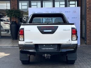 Hilux photograph 5
