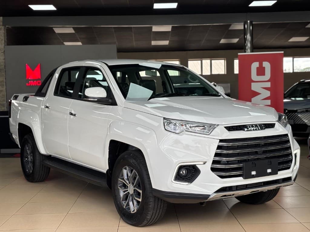 2026 JMC Vigus 2.0TDI Puma Auto 4x4 Double Cab, main photograph
