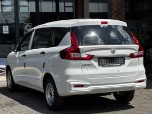 Ertiga photograph 5