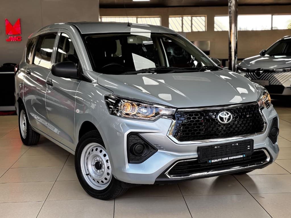 2026 Toyota Rumion 1.5 S, main photograph
