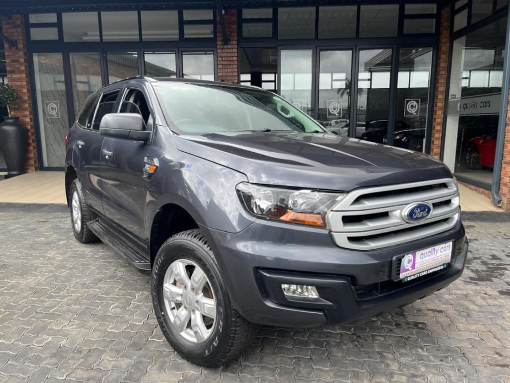 2019 Ford Everest 2.2 TDCi XLS Auto in grey
