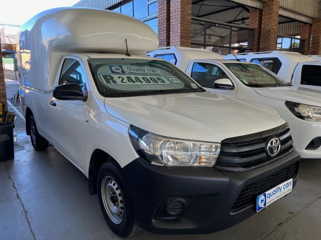 2017 Toyota Hilux 2.0 VVTi A/C Single Cab in white