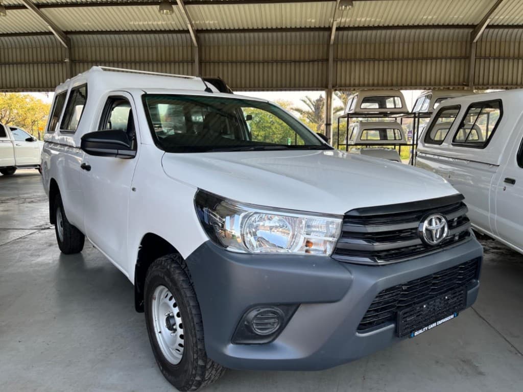 2022 Toyota Hilux 2.4 GD S A/C Single Cab in white