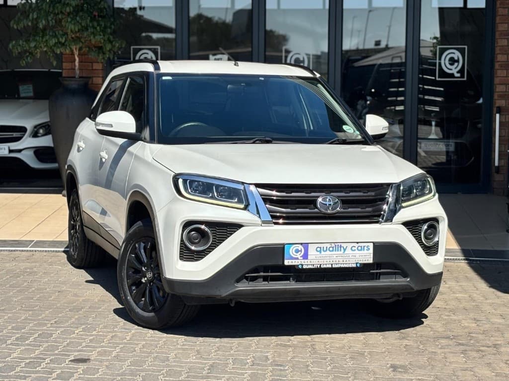 2022 Toyota Urban Cruiser 1.5 Xs, main photograph