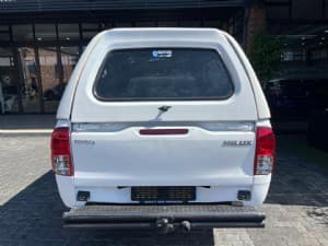 Hilux photograph 5