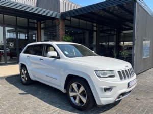 Grand Cherokee photograph 2