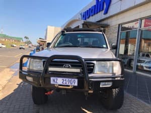 Land Cruiser 100 photograph 2