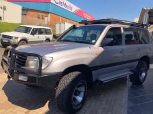 Land Cruiser 100 photograph 3