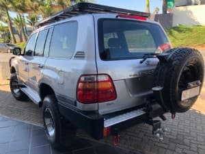 Land Cruiser 100 photograph 4