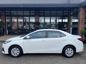 Corolla photograph 4